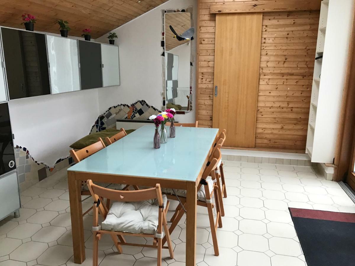 House At Lake "Alte Donau" In فيينا المظهر الخارجي الصورة